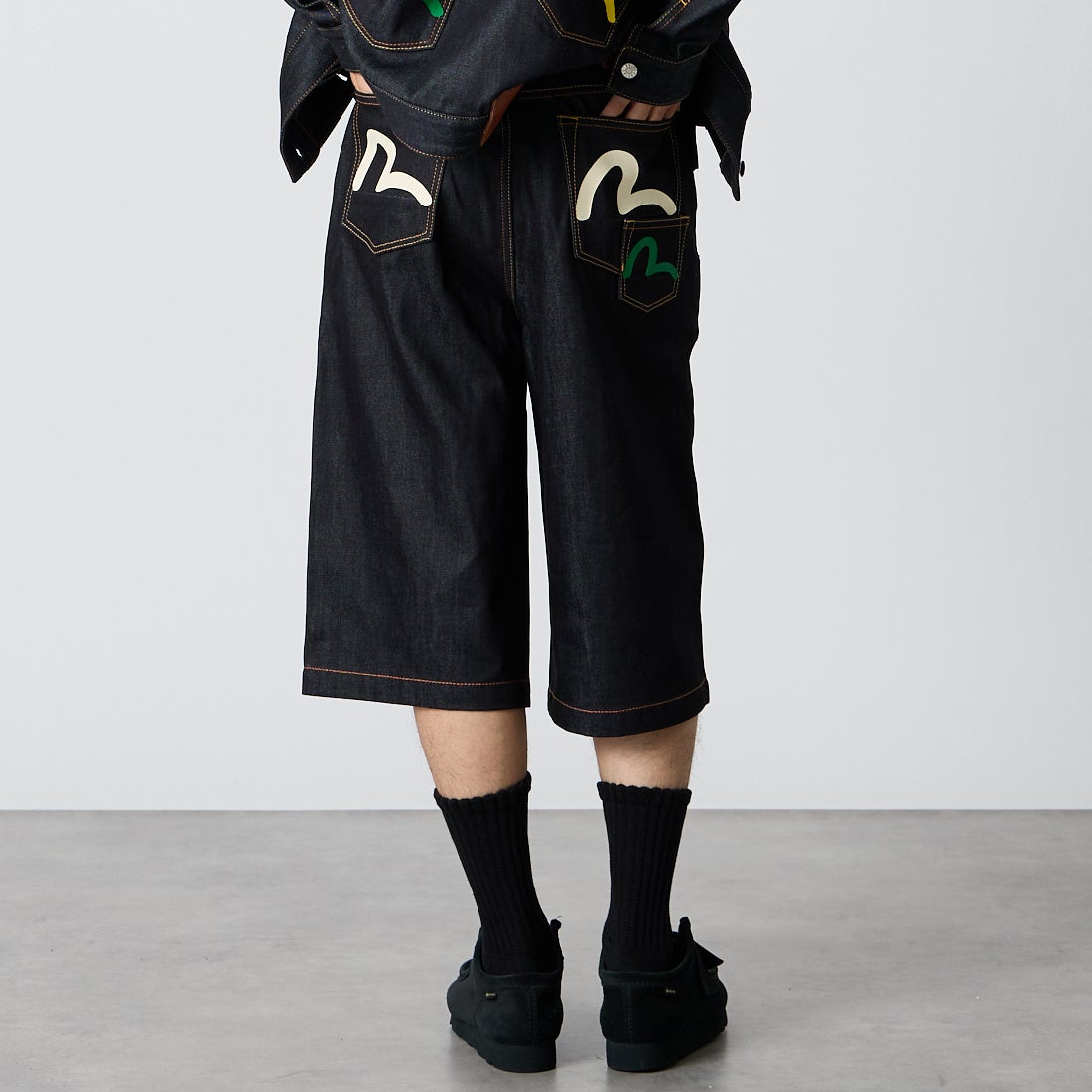 EVISU [エヴィス] カモメプリント マルチポケット デニムショーツ [2EAHTM5DS7031] RAW INDIGO &&モデル身長：175cm 着用サイズ：30&&