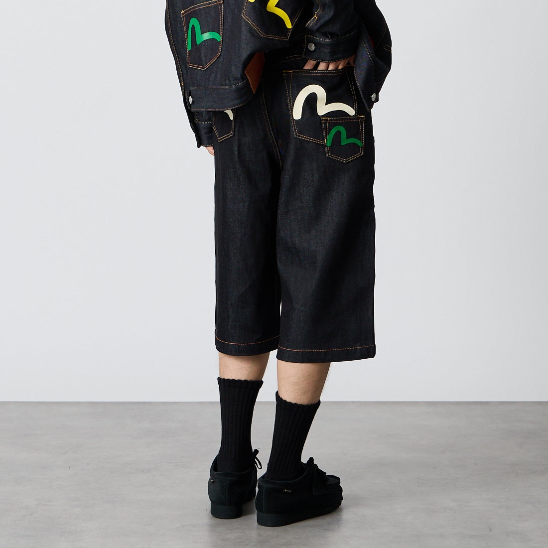 EVISU [エヴィス] カモメプリント マルチポケット デニムショーツ [2EAHTM5DS7031] RAW INDIGO &&モデル身長：175cm 着用サイズ：30&&