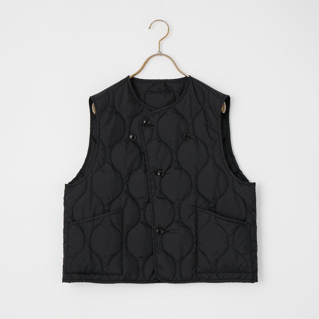 02 BLACK