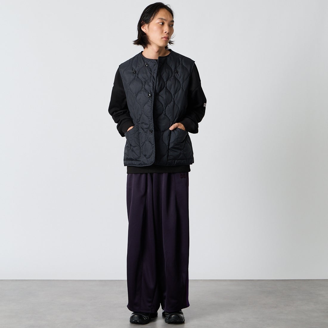 blurhms ROOTSTOCK [ブラームス ルーツストック] ナイロンキルティング A.B.Lベスト [BROOTS26F9] 02 BLACK &&モデル身長：175cm 着用サイズ：3&&