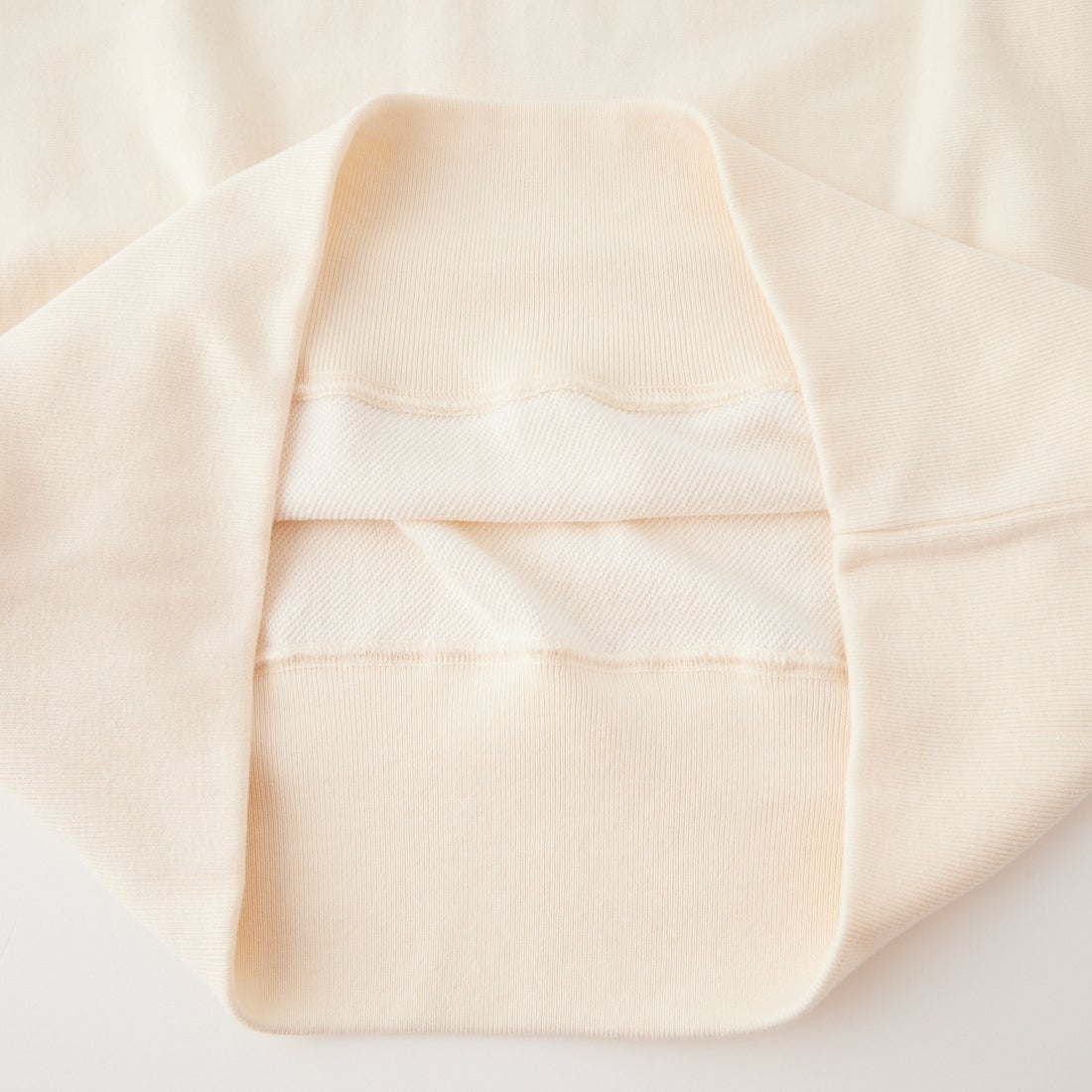 Health knit [ヘルスニット] TONDABAYASHI RAN コラボクルーネックスウェット [HR26F-M351] 61 IVORY