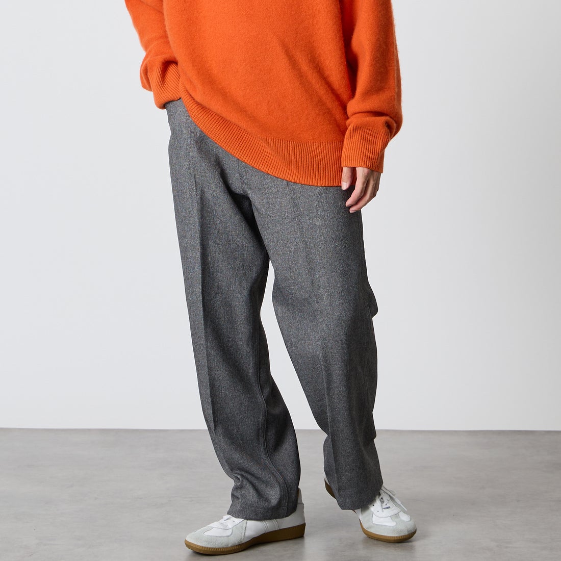 04 GRAY&&モデル身長：168cm 着用サイズ：M&&