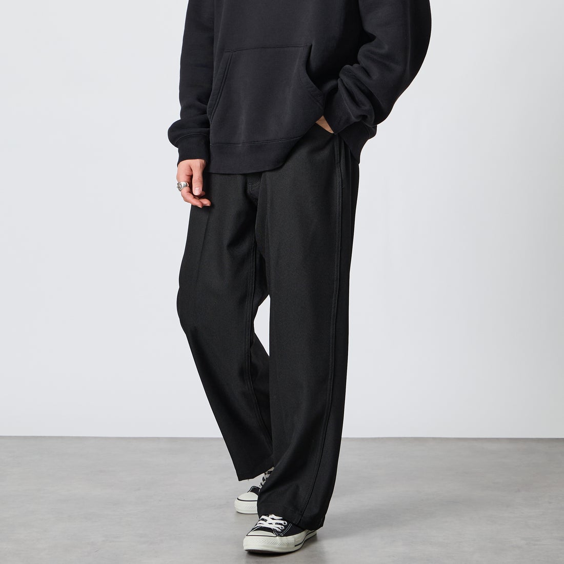 BEN DAVIS [ベンデイビス] 別注 BEN ワーカーズパンツ [1230-23180907-JF] 01 BLACK &&モデル身長：177cm 着用サイズ：L&&