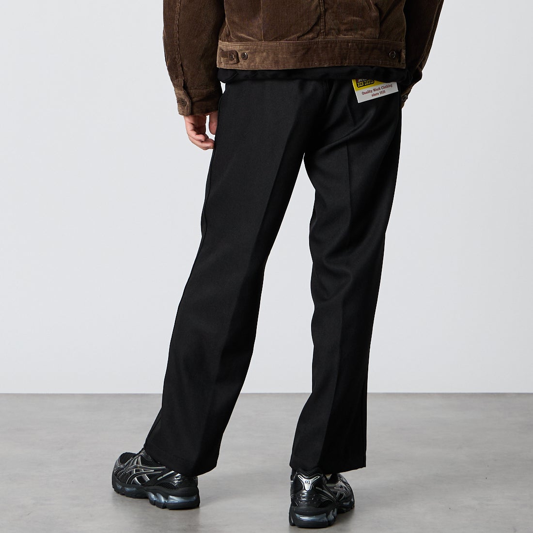 BEN DAVIS [ベンデイビス] 別注 BEN ワーカーズパンツ [1230-23180907-JF] 01 BLACK &&モデル身長：175cm 着用サイズ：M&&
