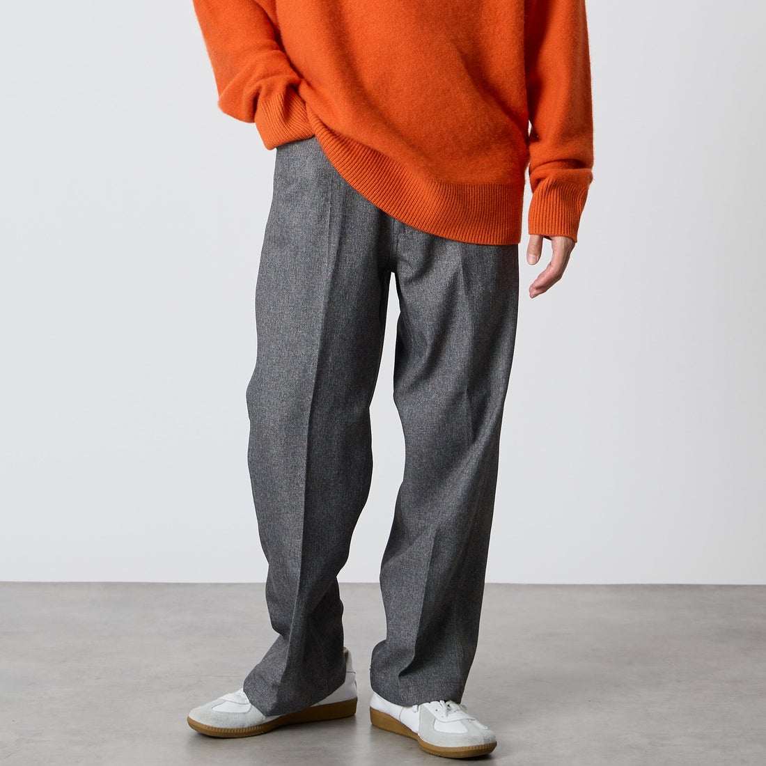 BEN DAVIS [ベンデイビス] 別注 BEN ワーカーズパンツ [1230-23180907-JF] 04 GRAY &&モデル身長：168cm 着用サイズ：M&&