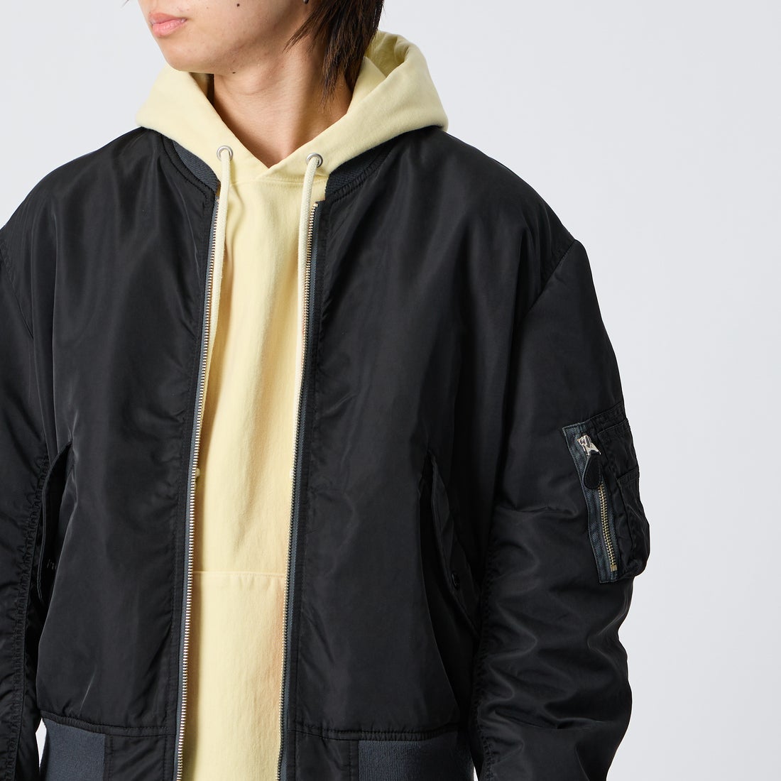 AVIREX [アヴィレックス] 別注 L2-B ミリタリージャケット [783-6252044-JF] BLACK &&モデル身長：177cm 着用サイズ：L&&