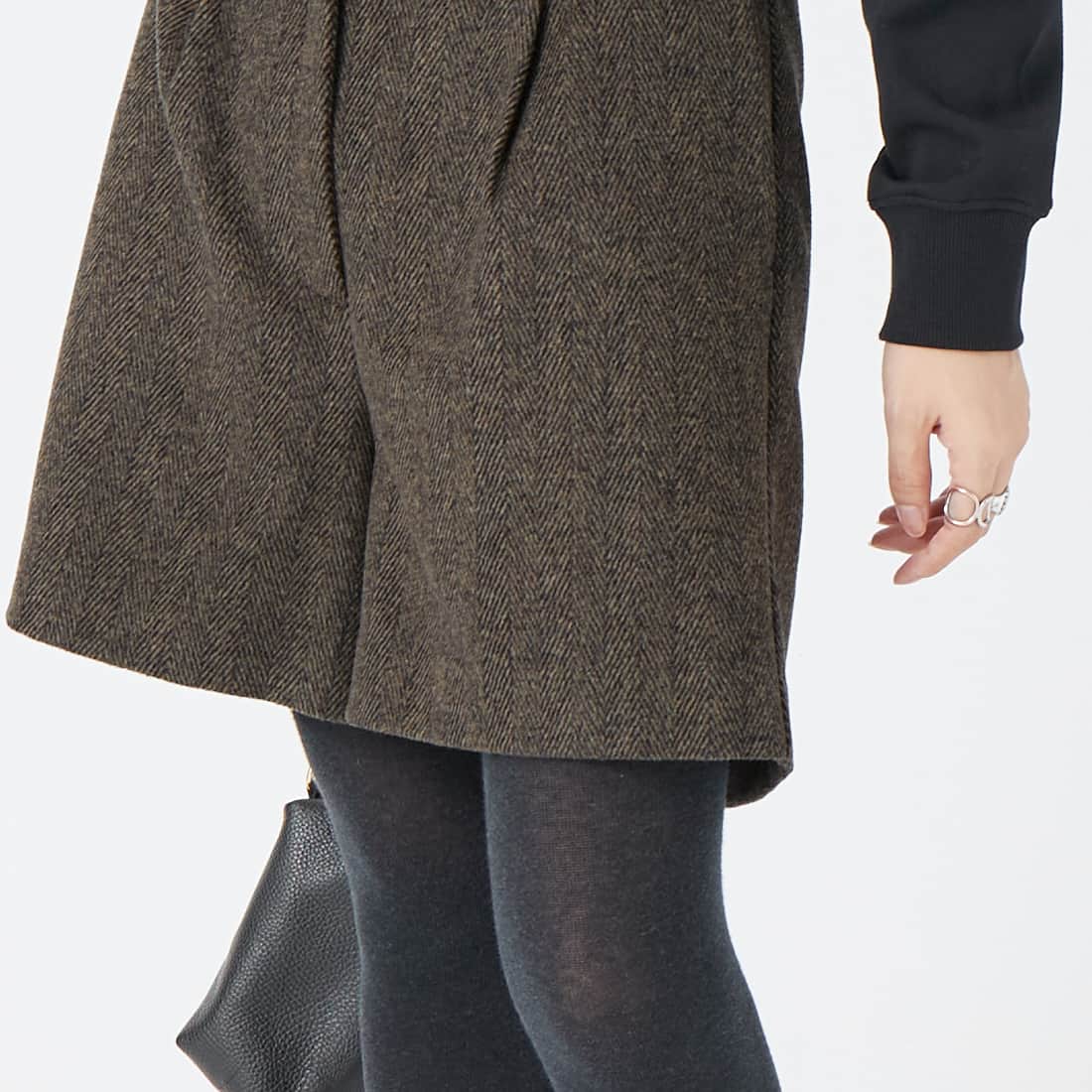 Jeans Factory Clothes [ジーンズファクトリークローズ] ヘリンボーンショートパンツ [IN37-PT-6] ﾌﾞﾗｳﾝ &&モデル身長：162cm 着用サイズ：36&&