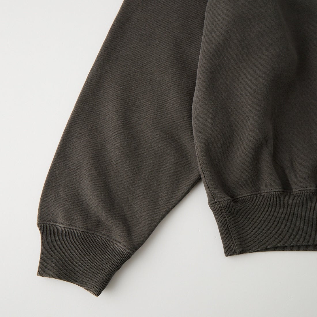 THE NORTH FACE PURPLE LABEL [ザ ノースフェイス パープルレーベル] ガーメントダイ フィールドハーフジップスウェット [N26FH056] AH ASPHALT