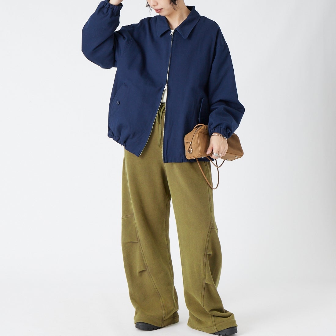 VALTA [ヴァルタ] 別注 ドリズラージャケット [VA26AW3044-JF] 240 NAVY &&モデル身長：162cm 着用サイズ：S&&
