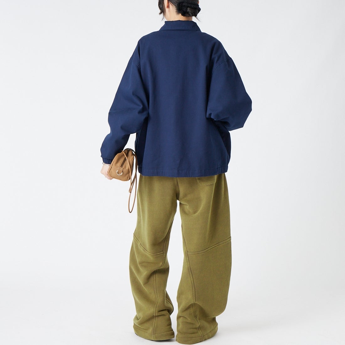 VALTA [ヴァルタ] 別注 ドリズラージャケット [VA26AW3044-JF] 240 NAVY &&モデル身長：162cm 着用サイズ：S&&