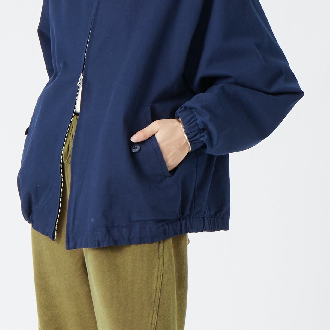 VALTA [ヴァルタ] 別注 ドリズラージャケット [VA26AW3044-JF] 240 NAVY &&モデル身長：162cm 着用サイズ：S&&
