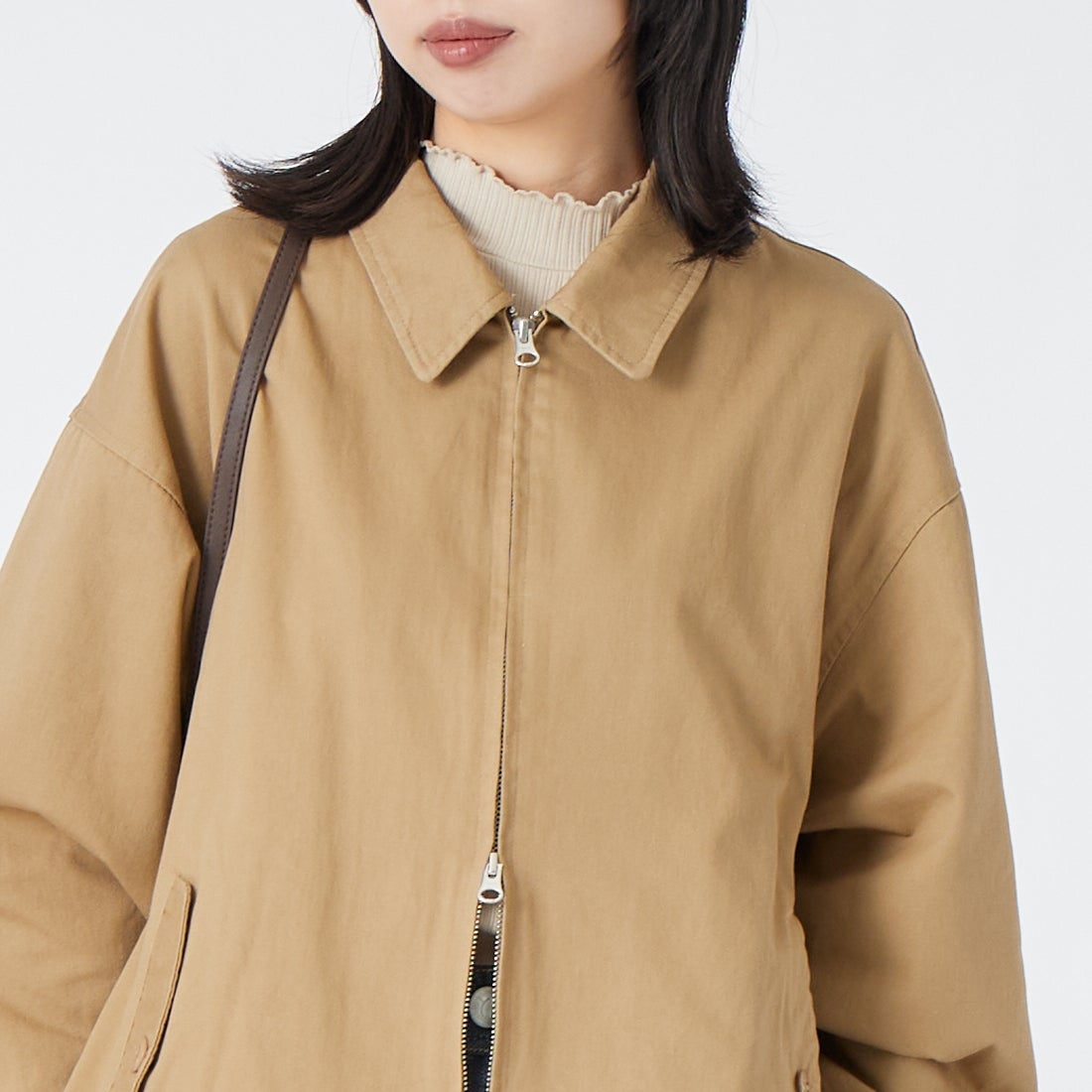 VALTA [ヴァルタ] 別注 ドリズラージャケット [VA26AW3044-JF] 510 BEIGE &&モデル身長：162cm 着用サイズ：S&&