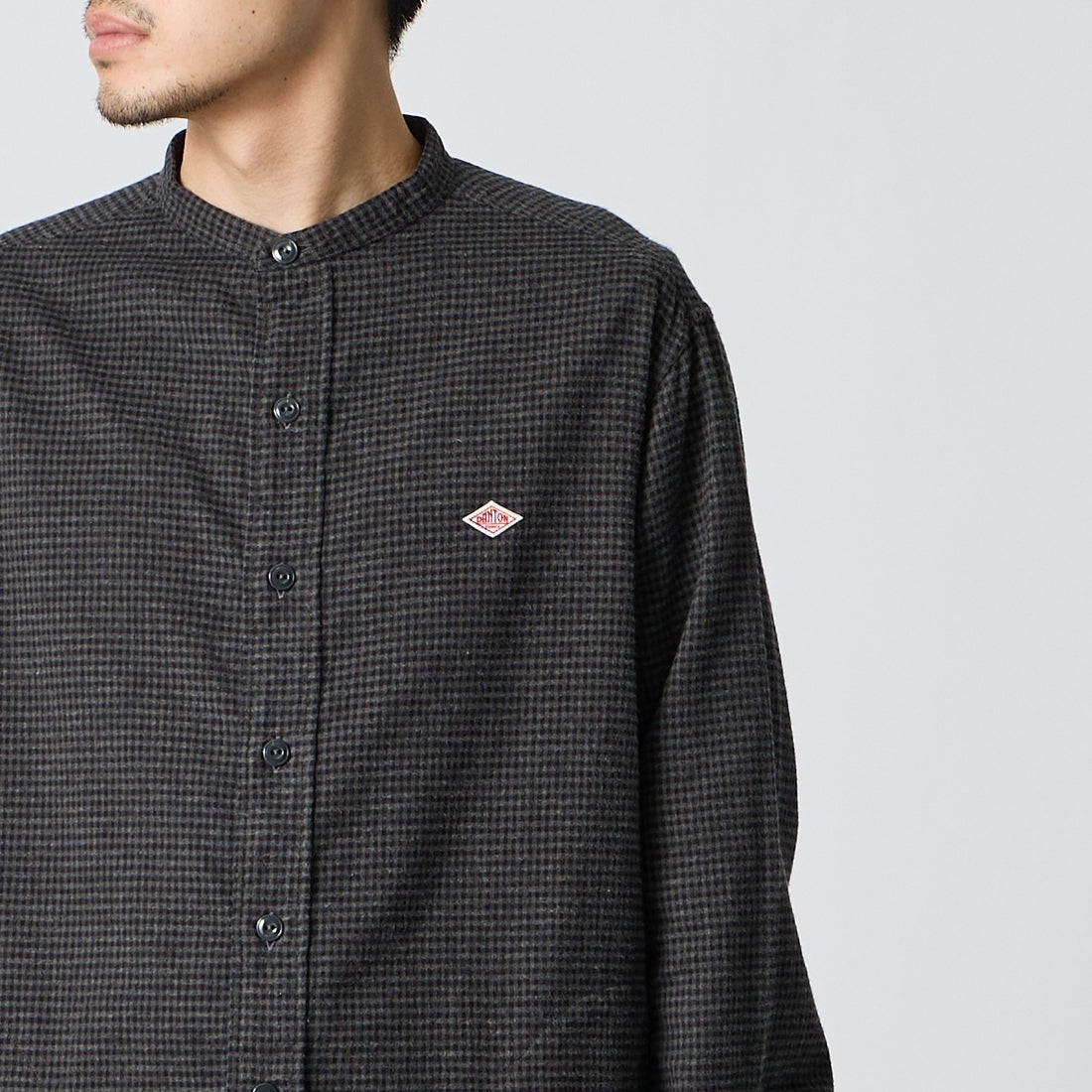 DANTON [ダントン] 起毛チェックバンドカラーシャツ [DT-B0280CHK] BLK/CHR CK &&モデル身長：168cm 着用サイズ：42&&