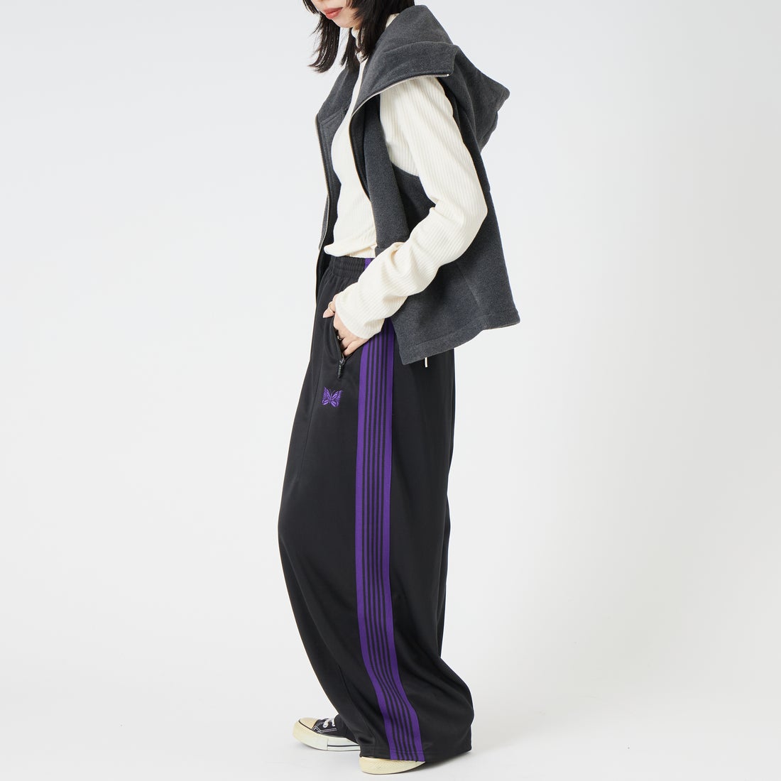 Needles [ニードルズ] ヒザデルトラックパンツ [TY355] C BLACK &&モデル身長：162cm 着用サイズ：2&&