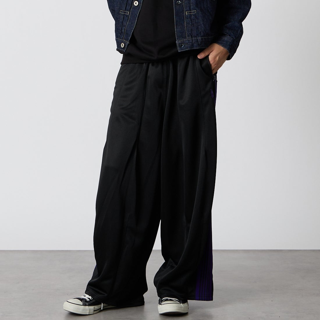 C BLACK&&モデル身長：175cm 着用サイズ：XS&&