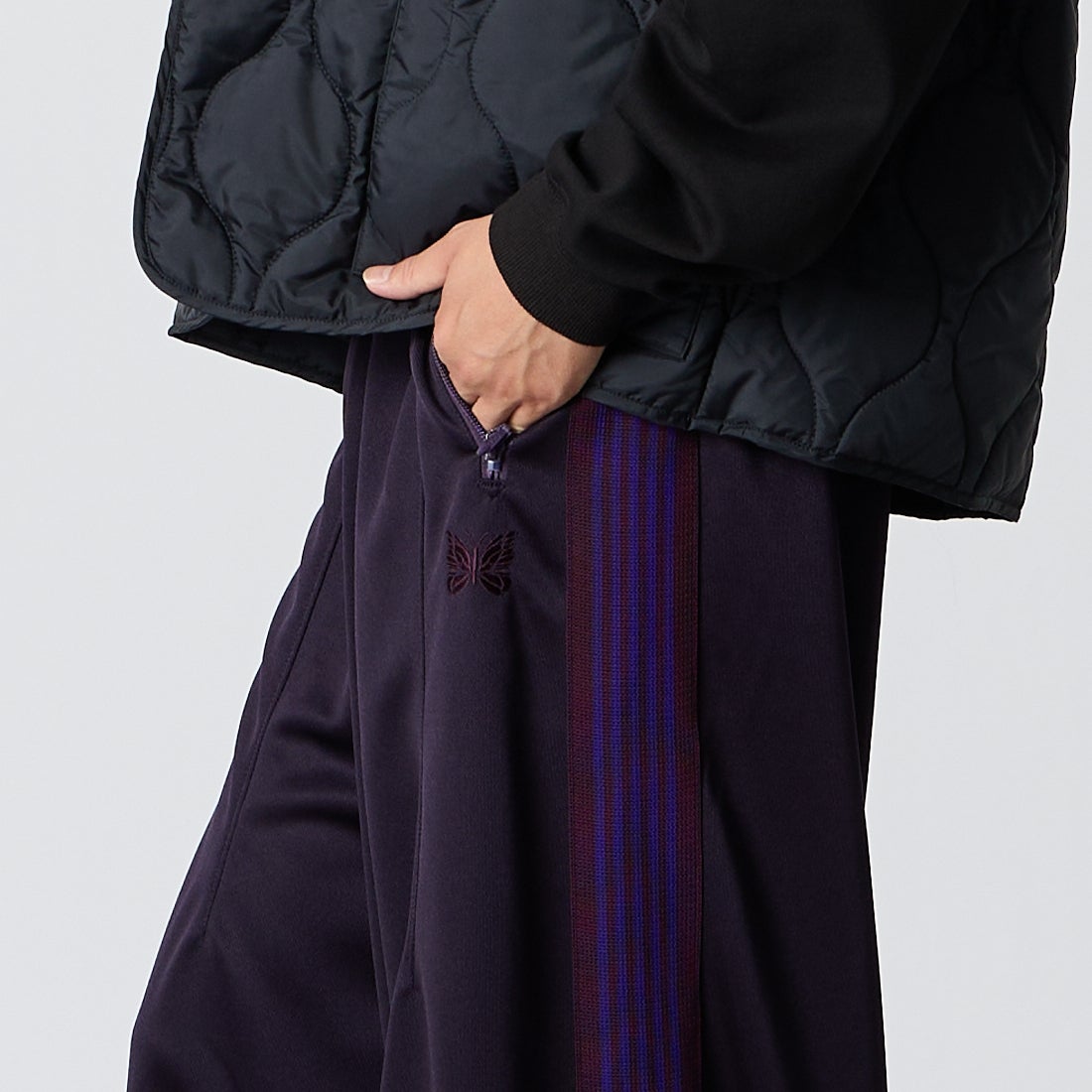 Needles [ニードルズ] ヒザデルトラックパンツ [TY355] B PURPLE &&モデル身長：175cm 着用サイズ：XS&&