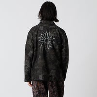 C BLACK&&モデル身長：175cm 着用サイズ：M&&
