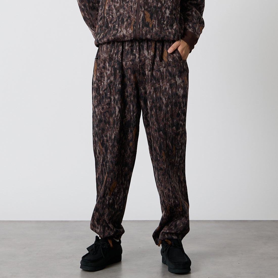 BROWN&&モデル身長：175cm 着用サイズ：S&&