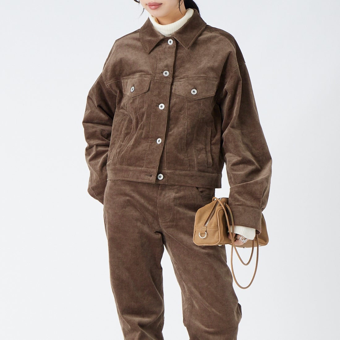 Noir Fabrik [ヌワールファブリック] コーデュロイトラッカージャケット [IN4-JK-6] BROWN &&モデル身長：162cm 着用サイズ：F&&