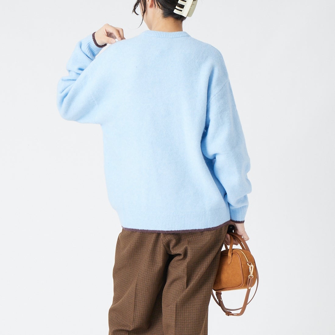 adidas Originals [アディダス オリジナルス] ESS ニットティッピング クルーネックジャンパー [E4934] LF6548 &&モデル身長：162cm 着用サイズ：S&&