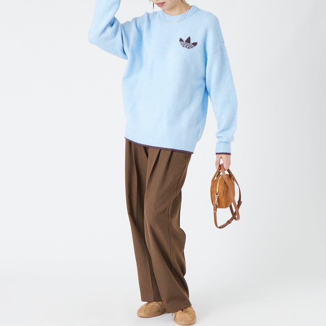 adidas Originals [アディダス オリジナルス] ESS ニットティッピング クルーネックジャンパー [E4934] LF6548 &&モデル身長：162cm 着用サイズ：S&&