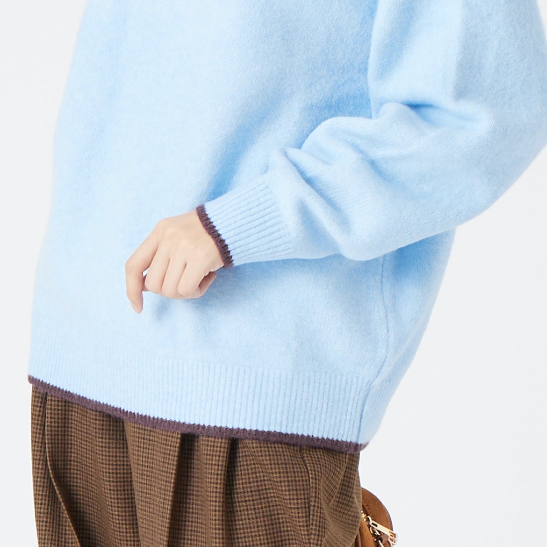 adidas Originals [アディダス オリジナルス] ESS ニットティッピング クルーネックジャンパー [E4934] LF6548 &&モデル身長：162cm 着用サイズ：S&&