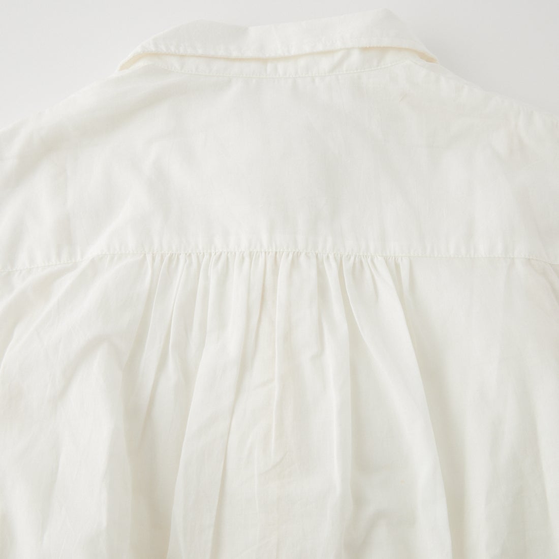 crinkle crinkle crinkle [クリンクル クリンクル クリンクル] スローオフブラウス [CC-5016] WHITE