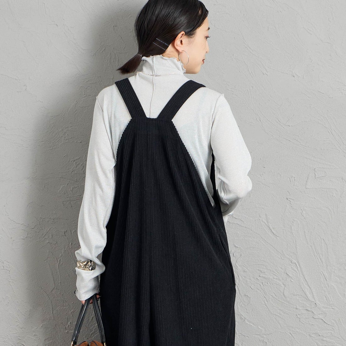 Maison de L'allure [メゾン ドゥ ラリュール] ハイネックラメニットソー [M26332013] 02 OFF &&モデル身長：150cm 着用サイズ：F&&