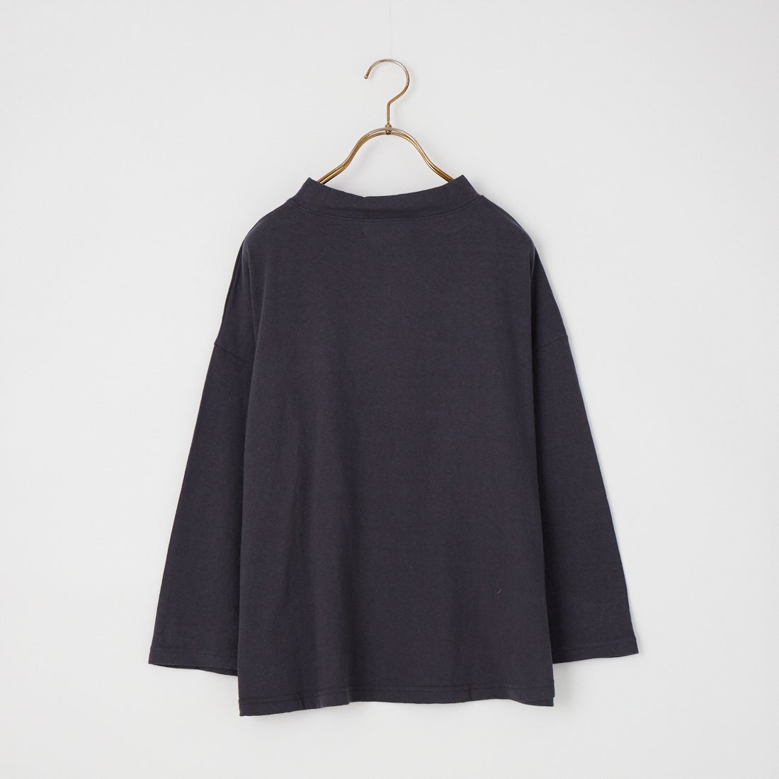 tumugu: [ツムグ] ラフィ天竺 7分袖プリントTシャツ [TC26302] 88 CHARCOA