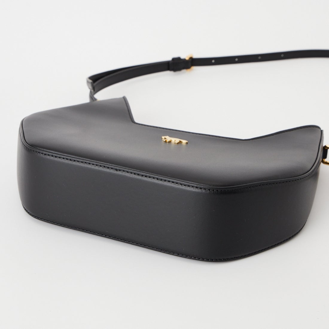 MAISON KITSUNE [メゾン キツネ] INARE レザーバッグ [MRUBL02LR0001] P199 BLACK