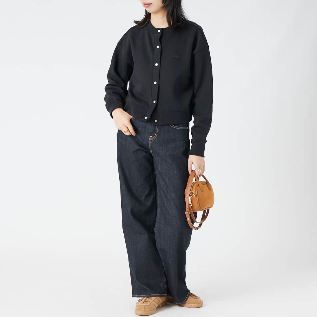 LACOSTE [ラコステ] ショート丈ダブルフェイスカーディガン [SF016] 031 BLACK &&モデル身長：162cm 着用サイズ：36&&