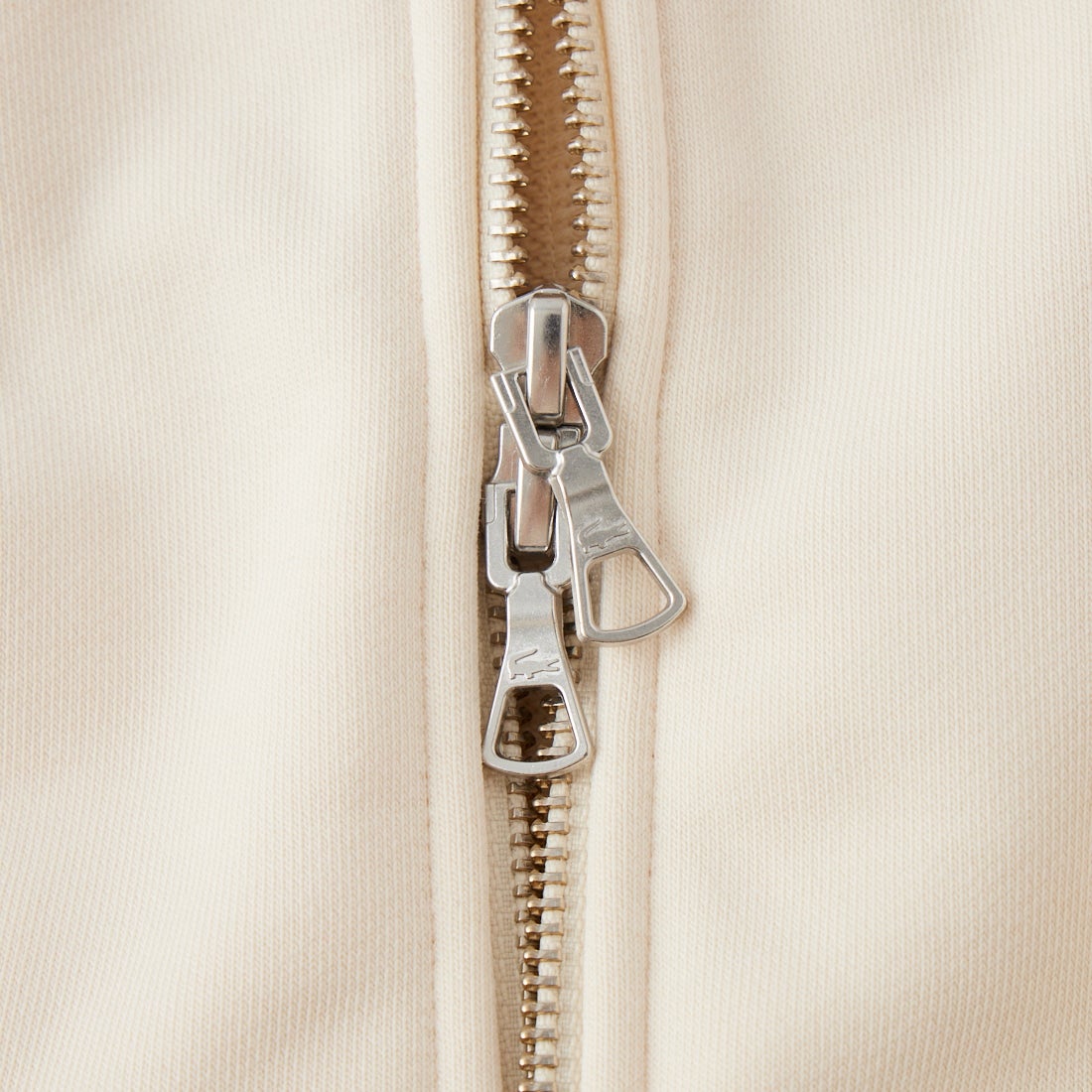 LACOSTE [ラコステ] 裏パイルクロップドジップフーディ [SF2996] XFJ LAPLAN