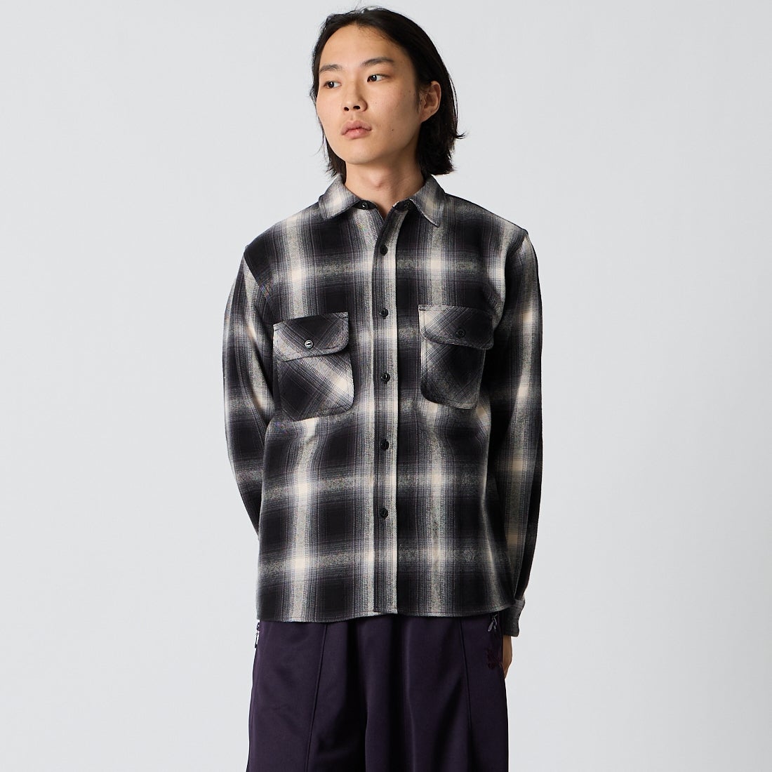 BIG MIKE [ビッグマイク] ヘビーフランネルシャツ [102635106] BLK/CHR/OF &&モデル身長：175cm 着用サイズ：M&&