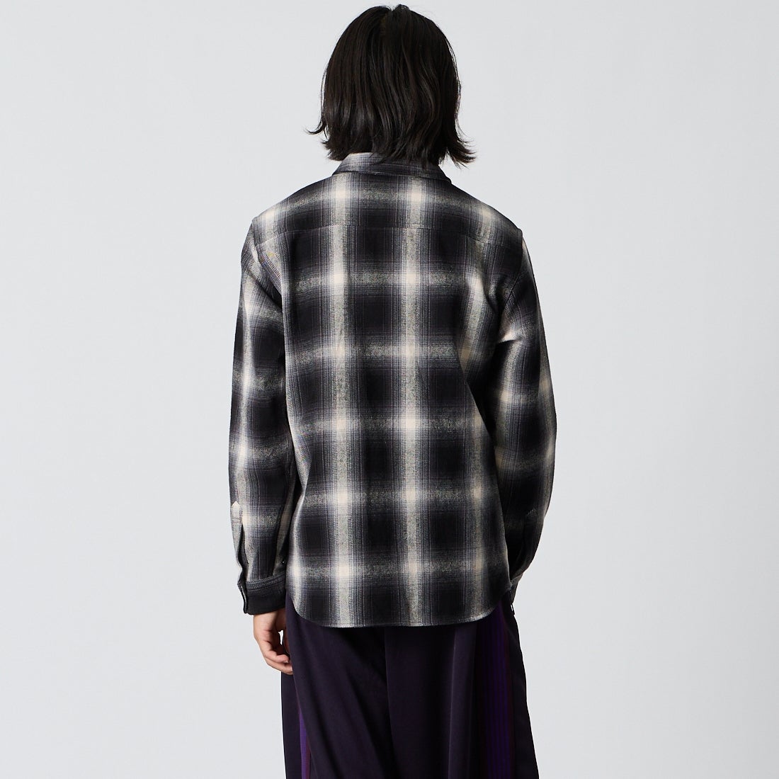 BIG MIKE [ビッグマイク] ヘビーフランネルシャツ [102635106] BLK/CHR/OF &&モデル身長：175cm 着用サイズ：M&&