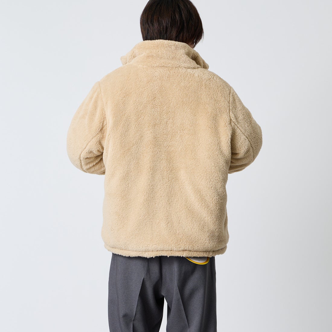 TAION [タイオン] 別注 リバーシブル ボアダウンジャケット [TAION-JFC03] BEIGE &&モデル身長：177cm 着用サイズ：L&&