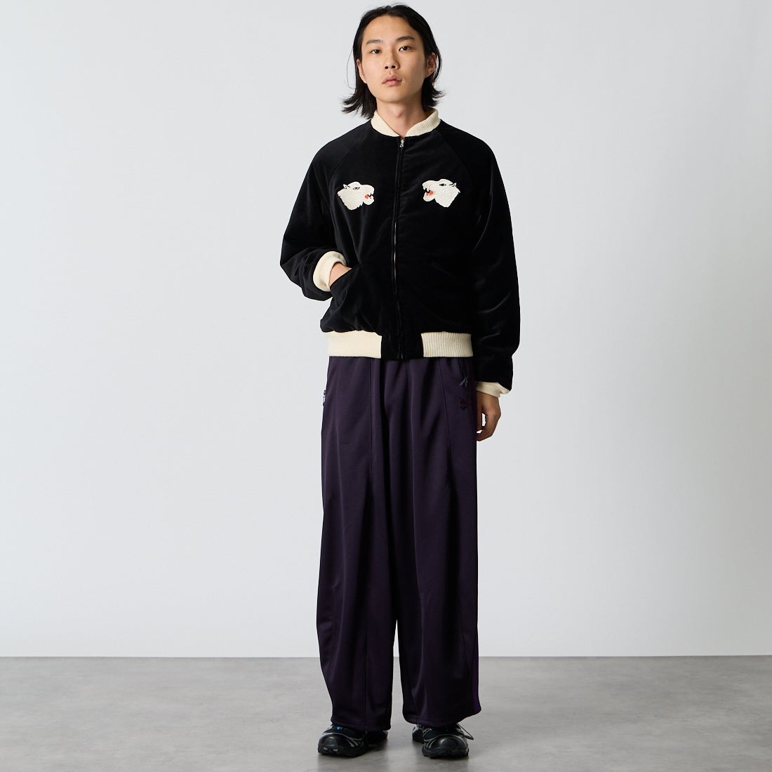 THRIFTY LOOK [スリフティールック] サンドストームスーベニアジャケット [TL26F001] BLACK VELO &&モデル身長：175cm 着用サイズ：M&&