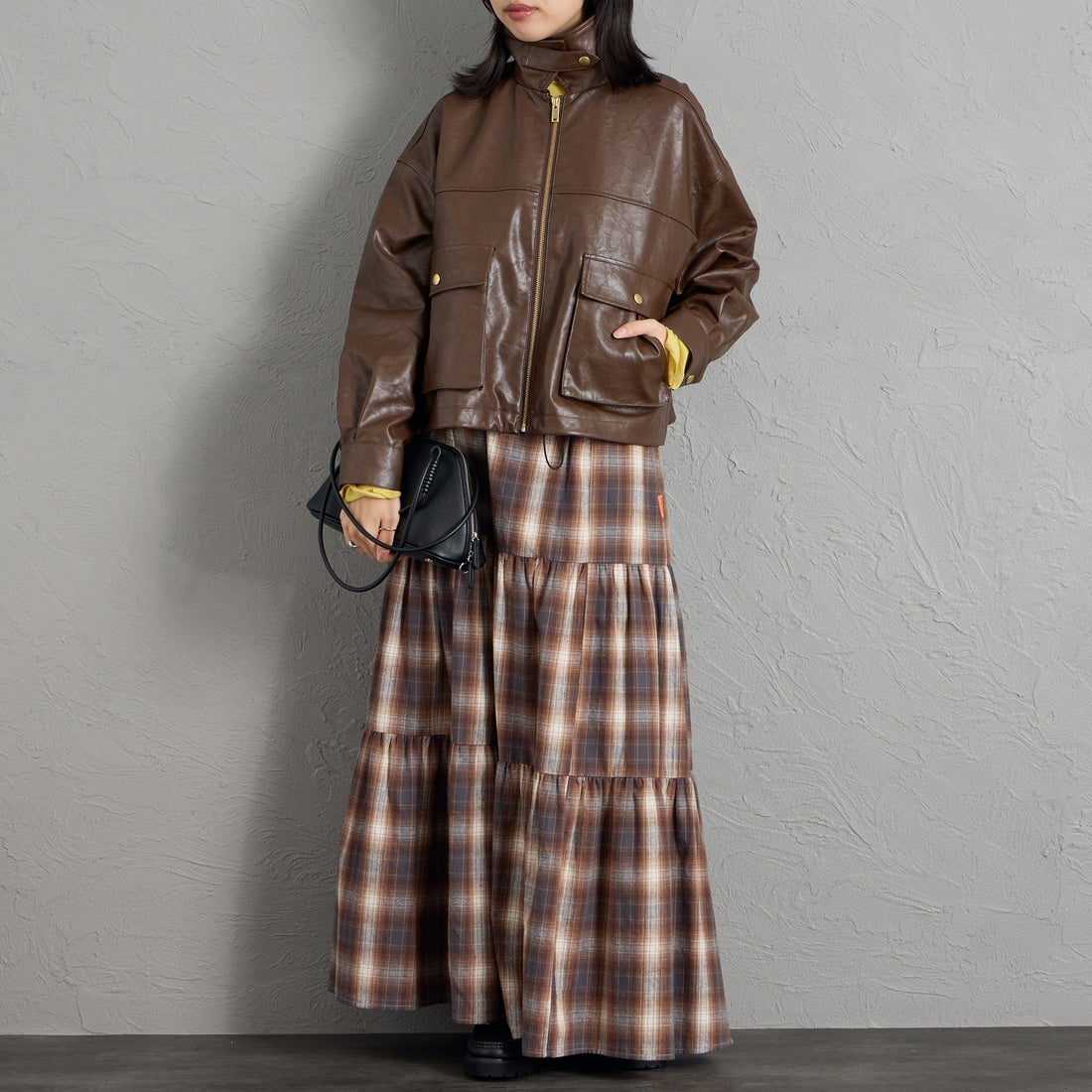 AULENTTI [オウレンティ] 別注 ボアカラー フェイクレザージャケット [G0104004-JF] BRNﾚｻﾞｰ &&モデル身長：162cm 着用サイズ：F&&