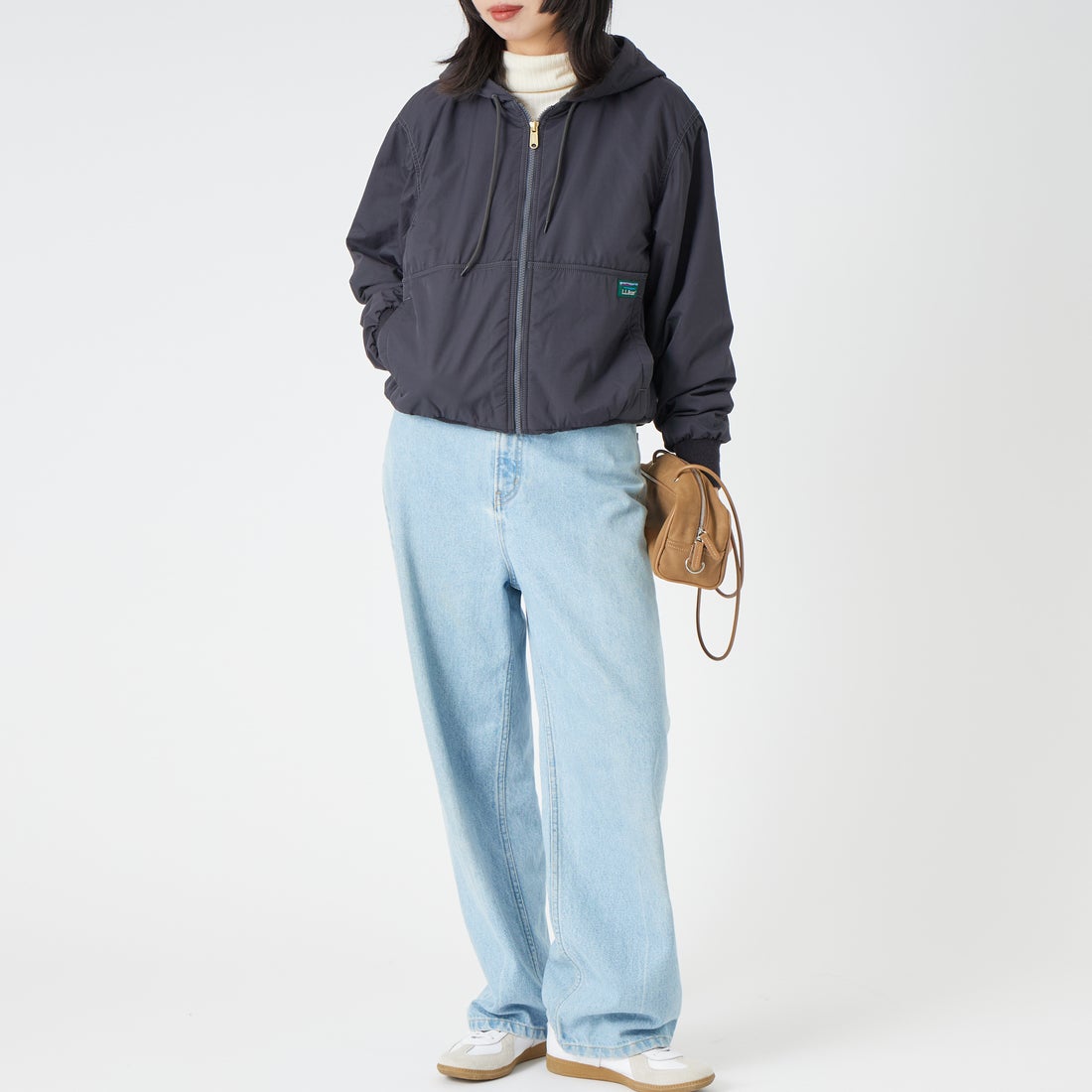L.L.BEAN [エルエルビーン] ドレスデン フード ジャケット [6575-6138] 50 INK BLK &&モデル身長：162cm 着用サイズ：M&&