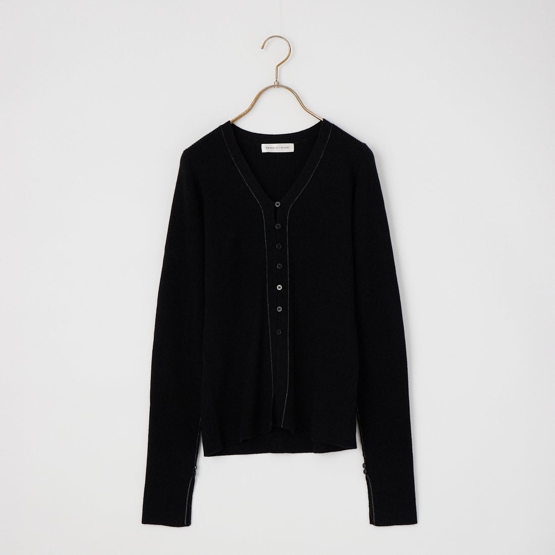 09 BLACK