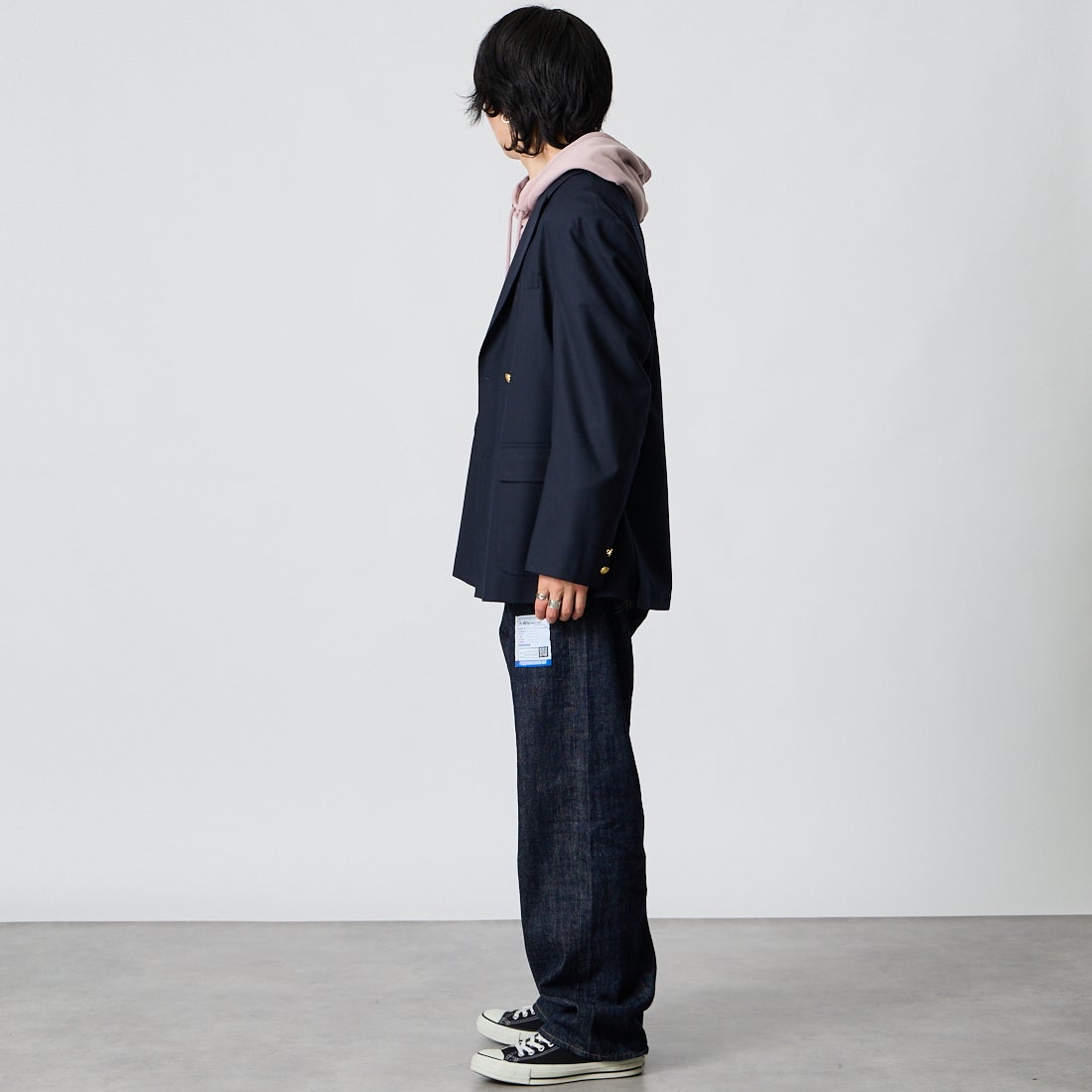 Maison MIHARA YASUHIRO [メゾン ミハラヤスヒロ] ワンウォッシュ セルビッジデニムストレートパンツ [I17PT025] INDIGO &&モデル身長：177cm 着用サイズ：44&&