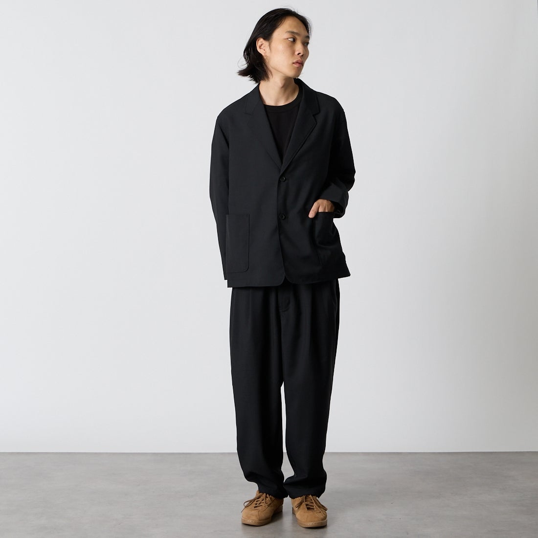 STILL BY HAND [スティルバイハンド] リラックス 2ボタンジャケット [JK01263] INK BLACK &&モデル身長：175cm 着用サイズ：46&&