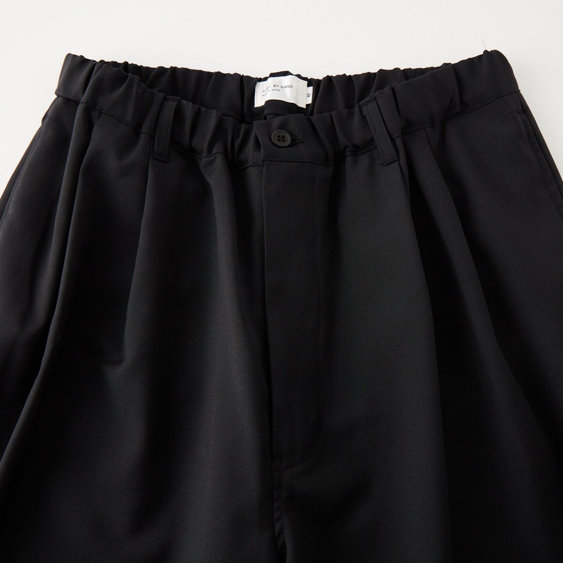 STILL BY HAND [スティルバイハンド] リラックス 2プリーツパンツ [PT01263] INK BLACK