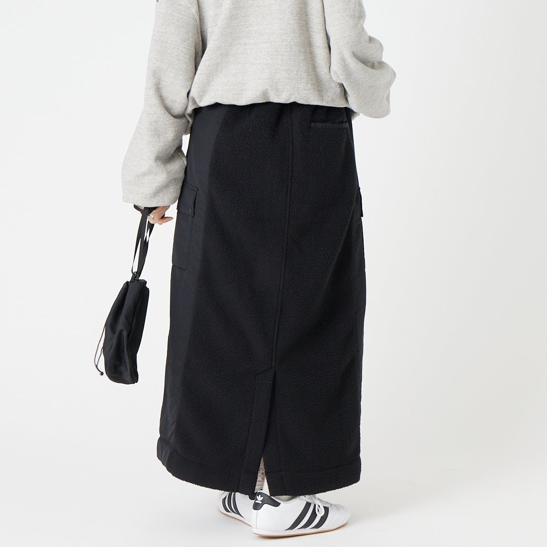 Marmot [マーモット] アルゴンフリーススカート [MTFW26WFL059] BLACK &&モデル身長：162cm 着用サイズ：M&&