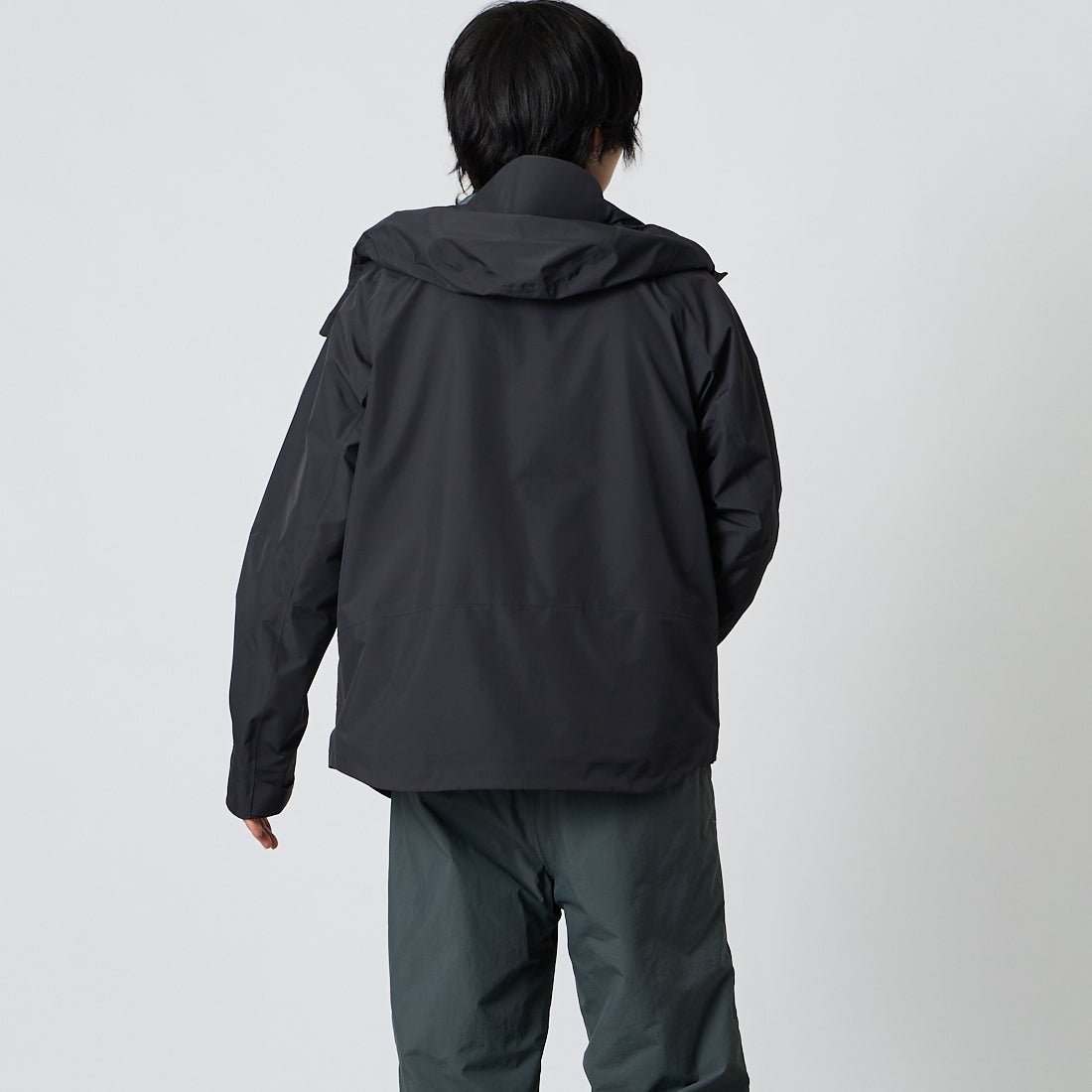 Marmot [マーモット] ゴアテックス フレイジャケット [MTSS26MRN001] BLACK &&モデル身長：177cm 着用サイズ：M&&