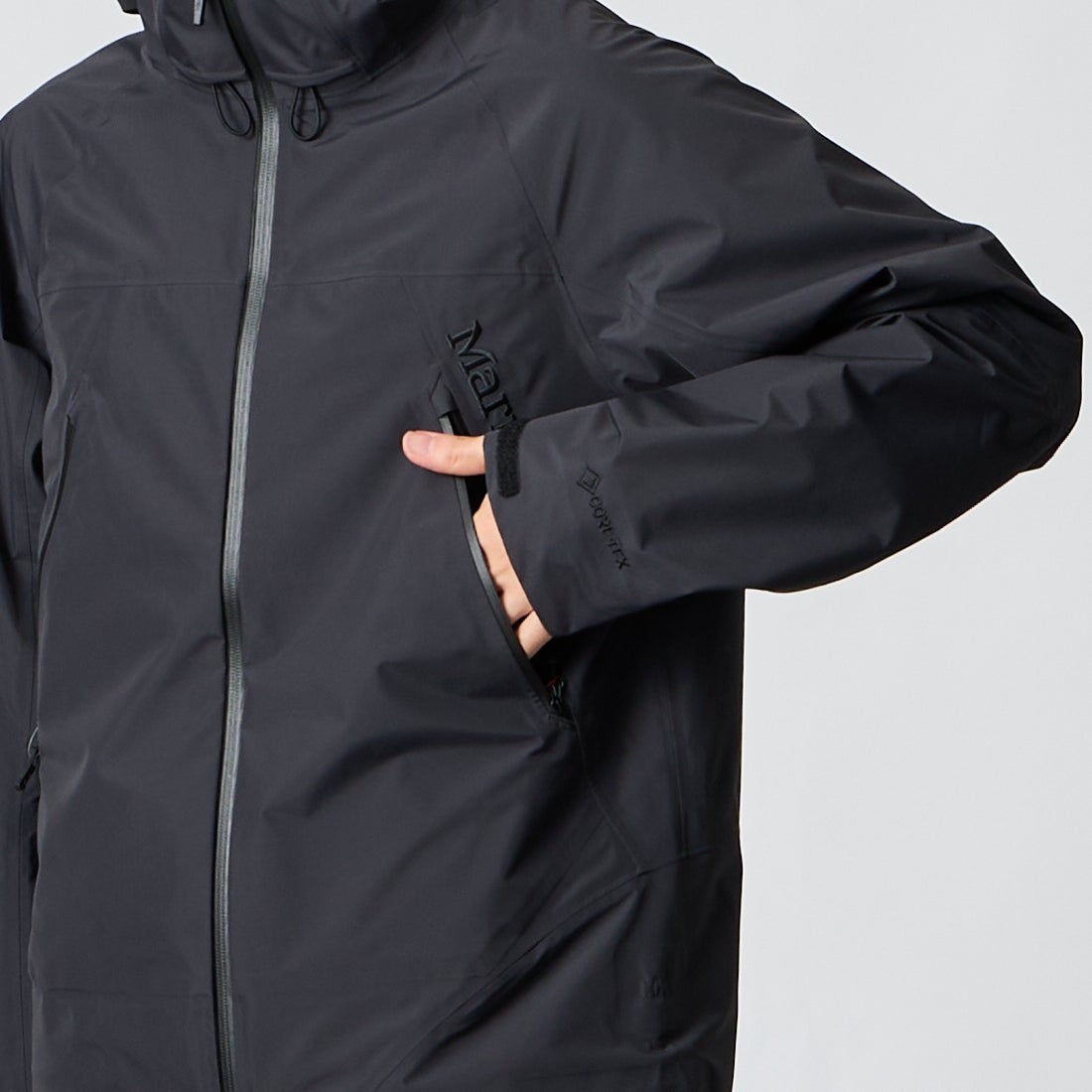Marmot [マーモット] ゴアテックス フレイジャケット [MTSS26MRN001] BLACK &&モデル身長：177cm 着用サイズ：M&&