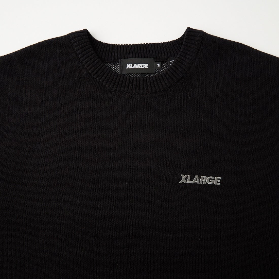 XLARGE [エクストララージ] OGロゴクルーネックセーター [101263015001] BLACK