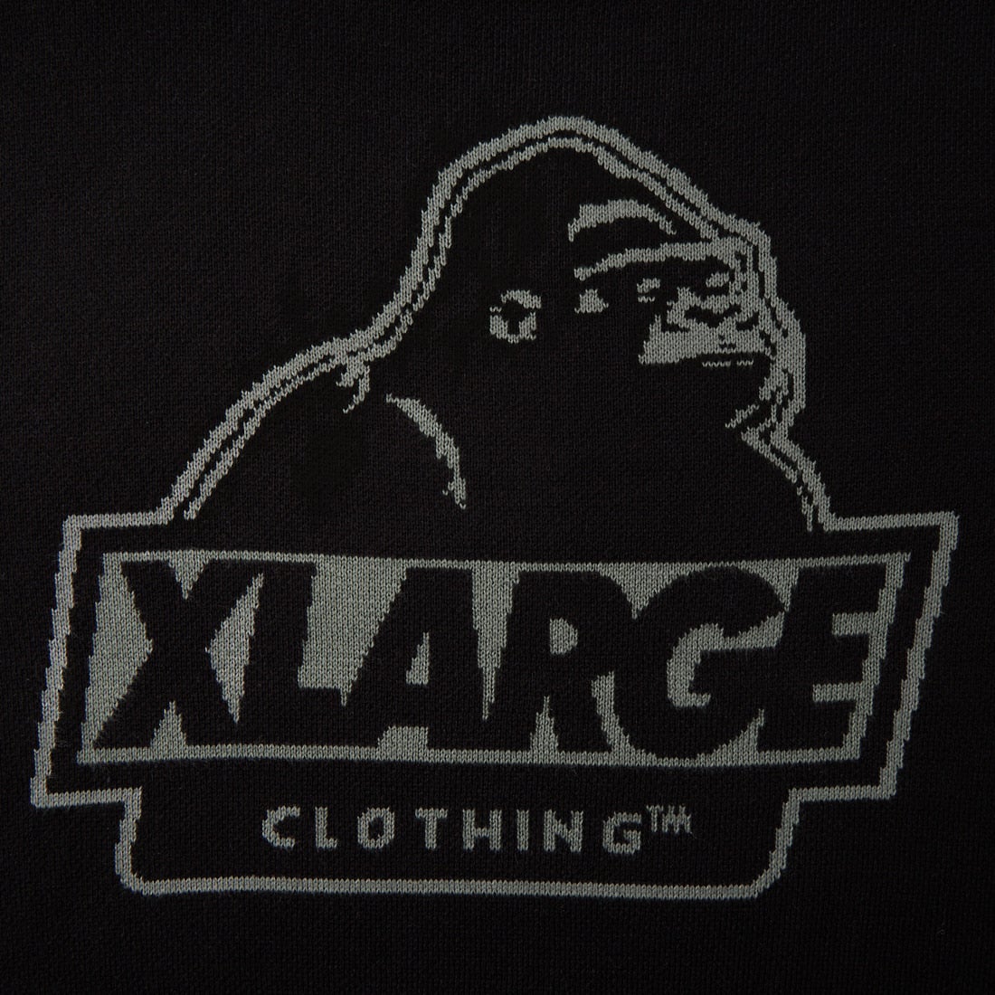 XLARGE [エクストララージ] OGロゴクルーネックセーター [101263015001] BLACK