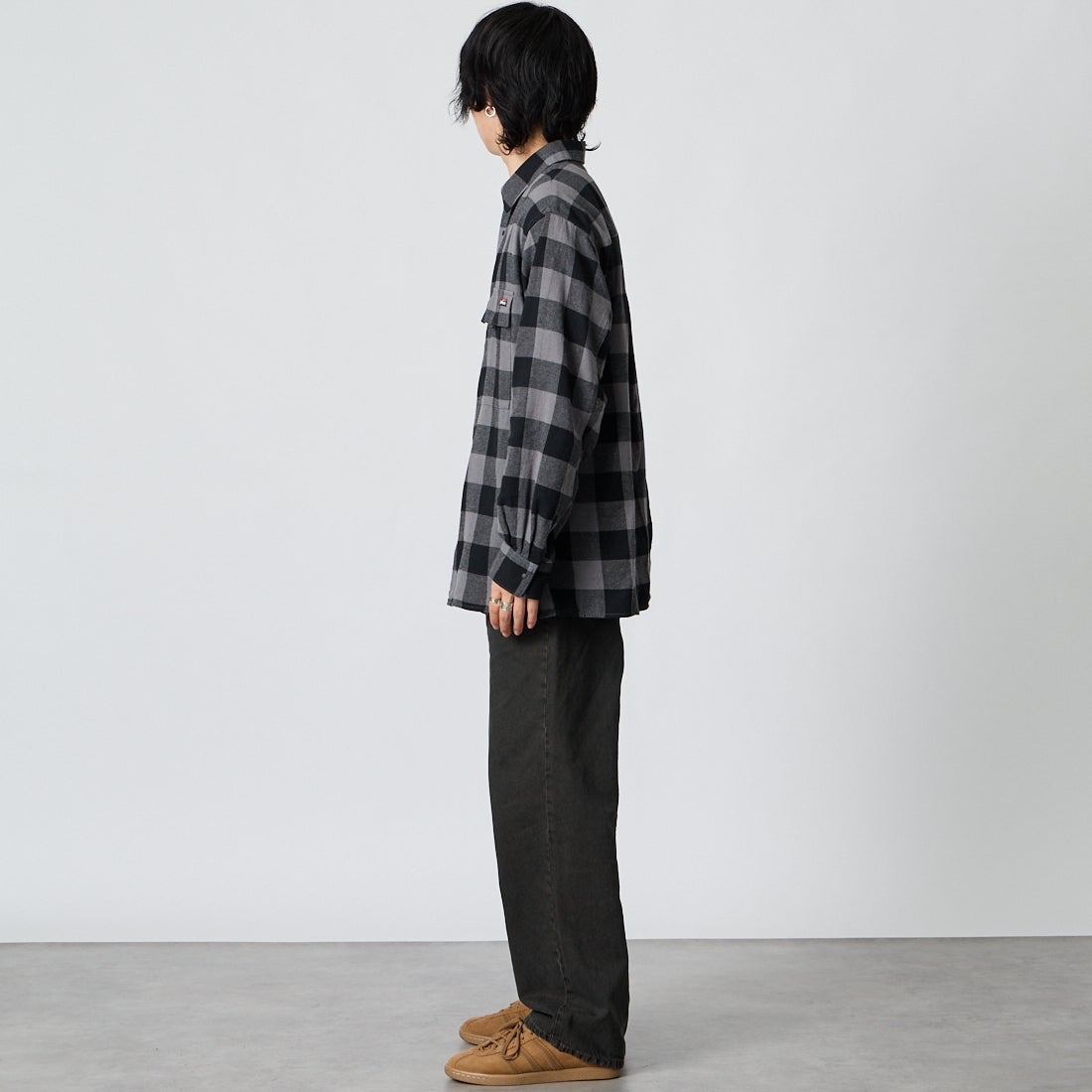 NANGA [ナンガ] バッファローチェック ダブルポケットシャツ [N2620-1I060A] BLK &&モデル身長：177cm 着用サイズ：M&&