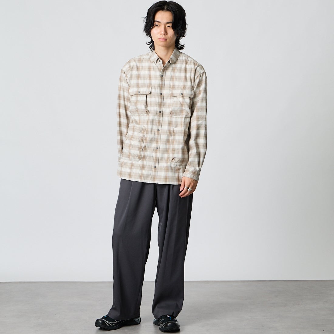 NANGA [ナンガ] グリッドタータン キャンプシャツ [N2620-1I059A] BEG &&モデル身長：177cm 着用サイズ：M&&