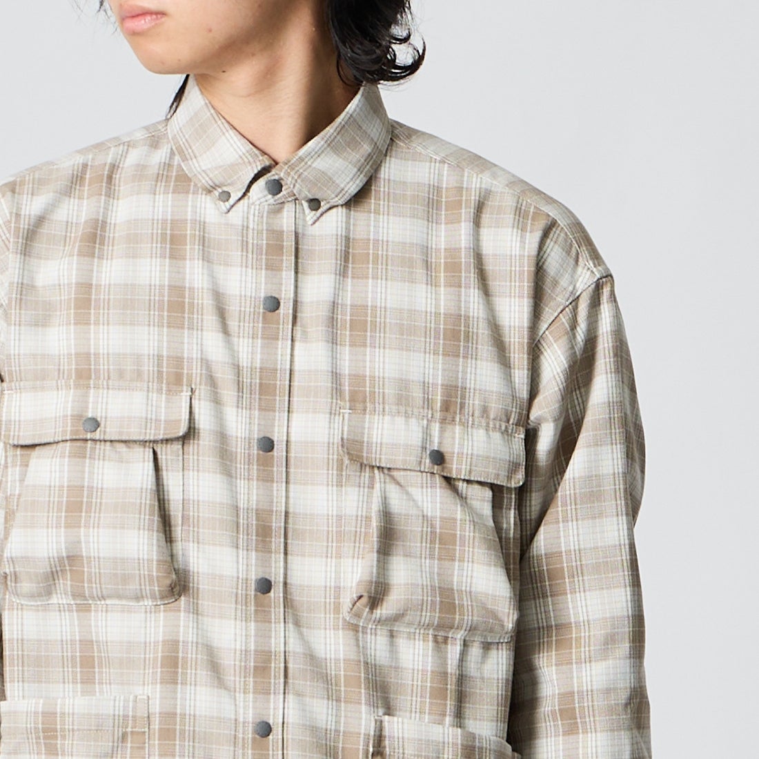 NANGA [ナンガ] グリッドタータン キャンプシャツ [N2620-1I059A] BEG &&モデル身長：177cm 着用サイズ：M&&